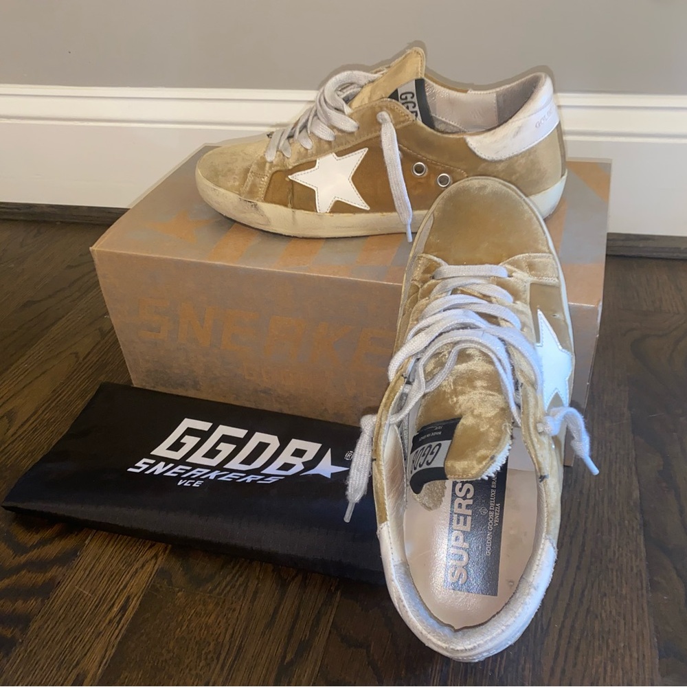 Golden Goose Superstar